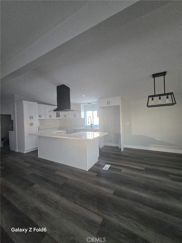 700 E Washington 170