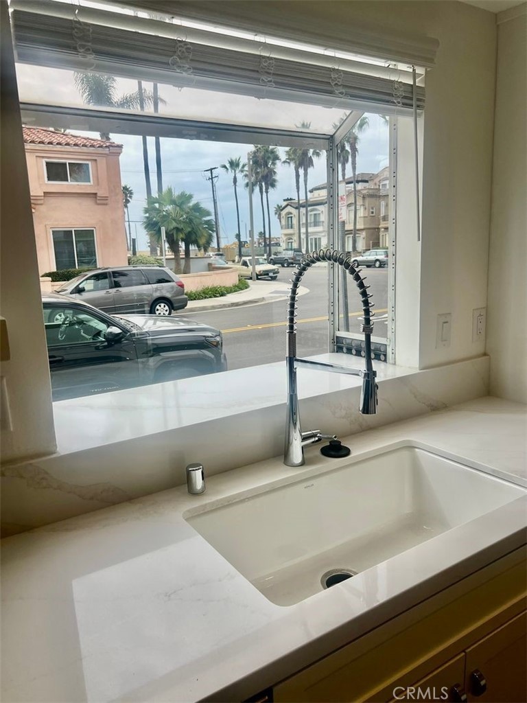 Downtown Area (DOWN) - Residential Lease