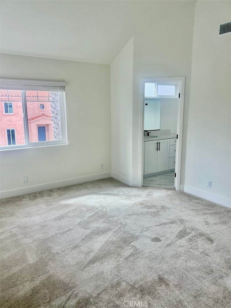 Downtown Area (DOWN) - Residential Lease