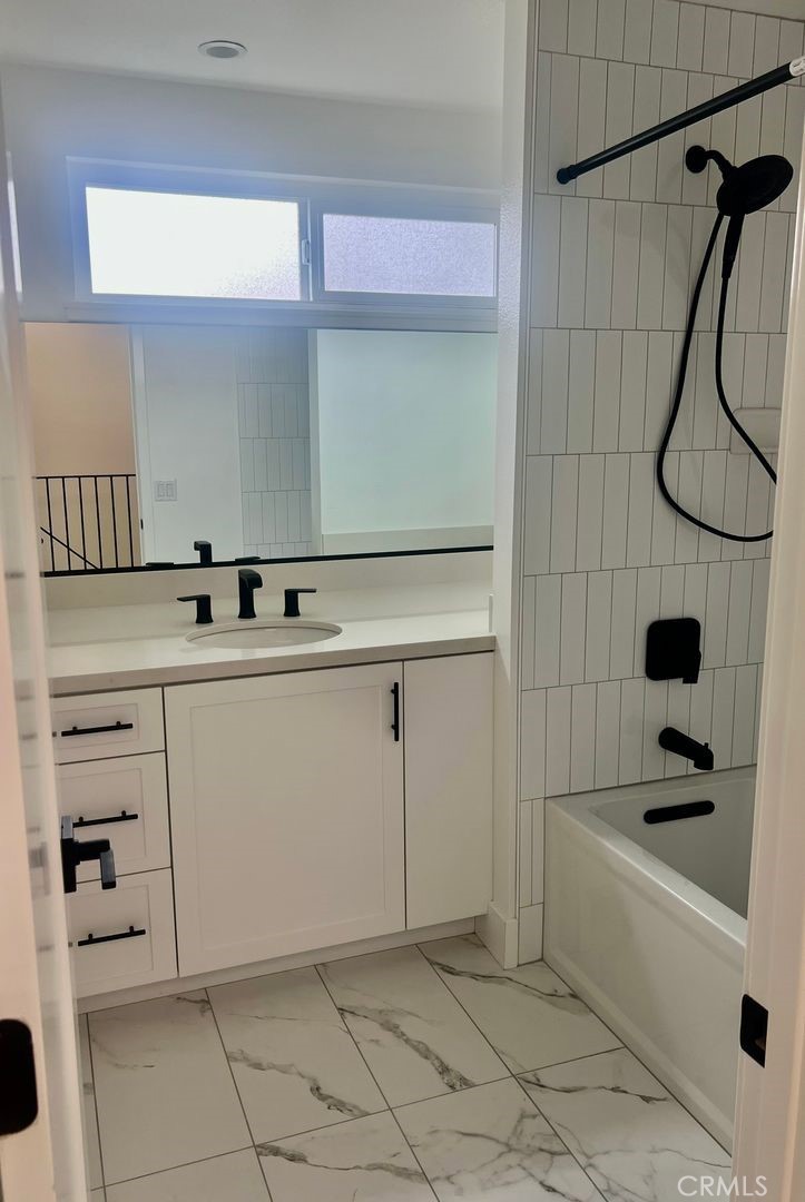 Downtown Area (DOWN) - Residential Lease