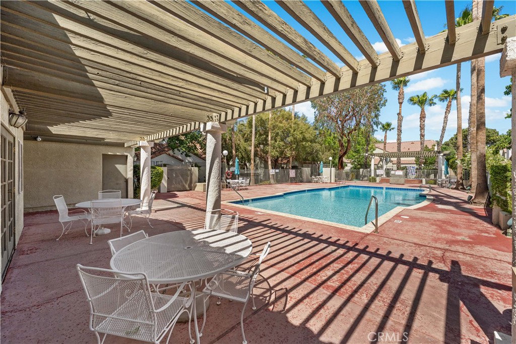37940 42nd Street E 115