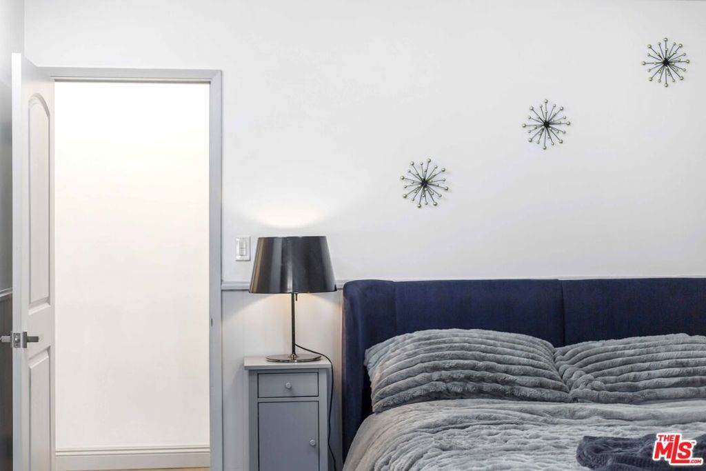 Photo of 6727 W 87th Place, Los Angeles, CA 90045 (MLS # 26644507)