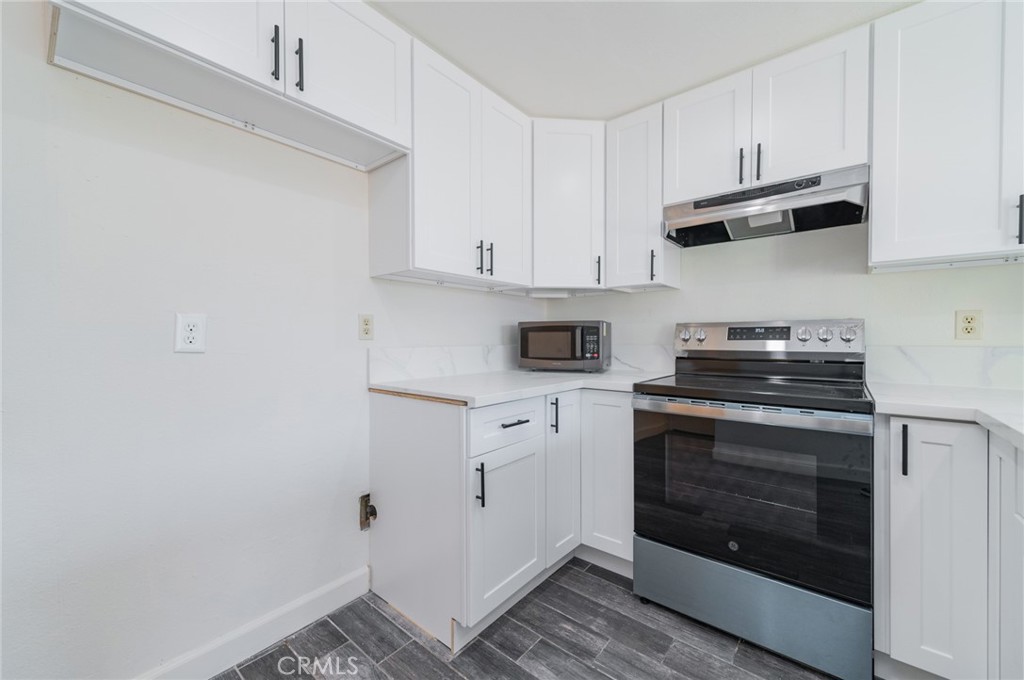 952 Pinyon Court