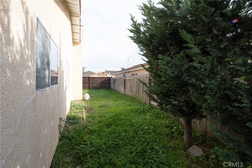 545 E Santa Cruz Court