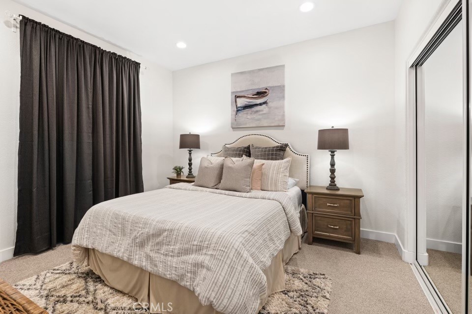 Downtown Area (DOWN) - Residential Lease