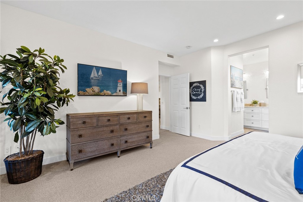 Downtown Area (DOWN) - Residential Lease