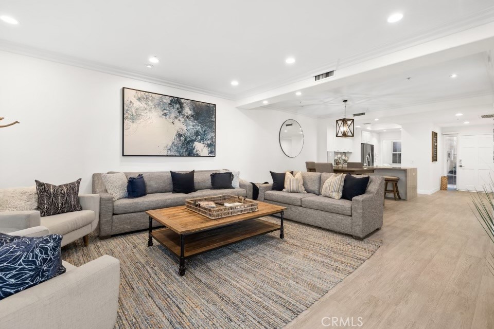 Downtown Area (DOWN) - Residential Lease