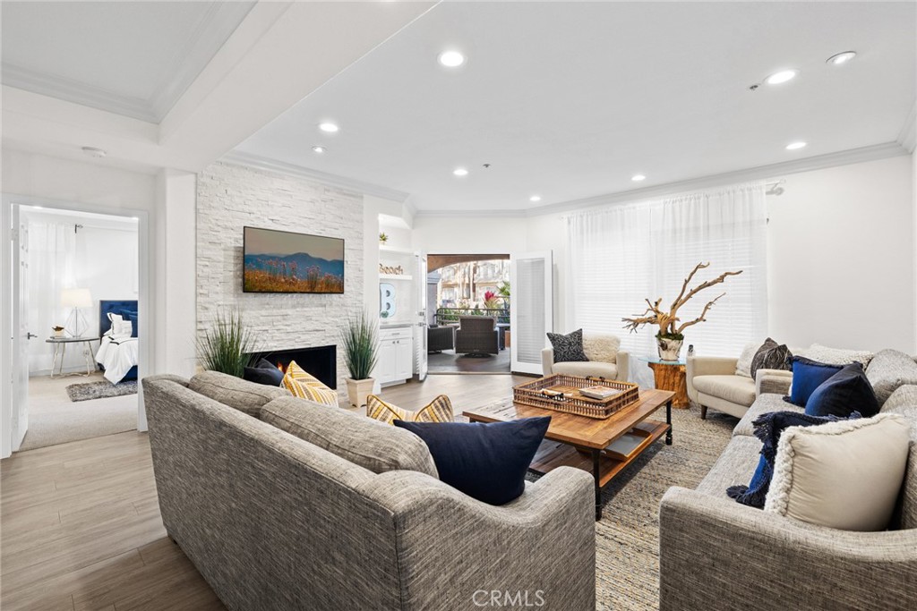 Downtown Area (DOWN) - Residential Lease