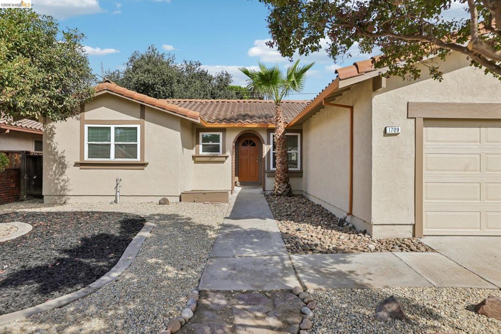 1709 Bermuda Way