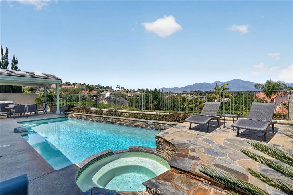 27441 Valderas, Mission Viejo CA 92691 - Photo 31