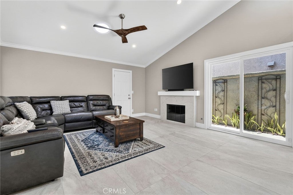 27441 Valderas, Mission Viejo CA 92691 - Photo 8