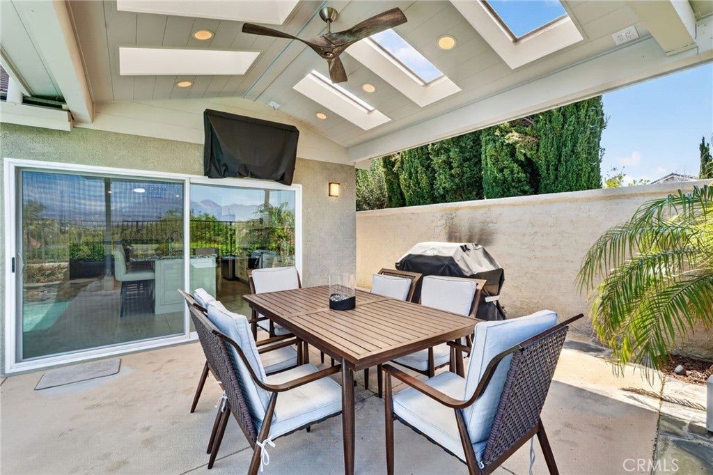 27441 Valderas, Mission Viejo CA 92691 - Photo 29