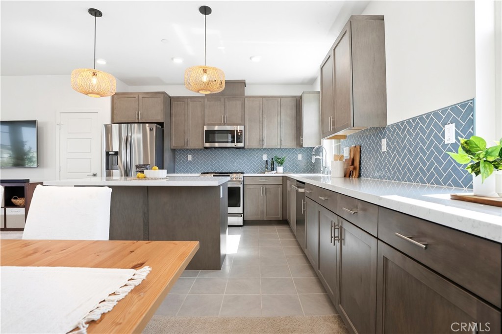 Paisley (PSLY) - Residential