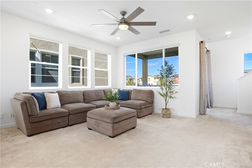 Paisley (PSLY) - Residential