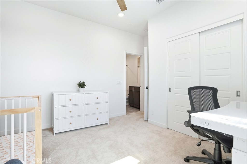 Paisley (PSLY) - Residential