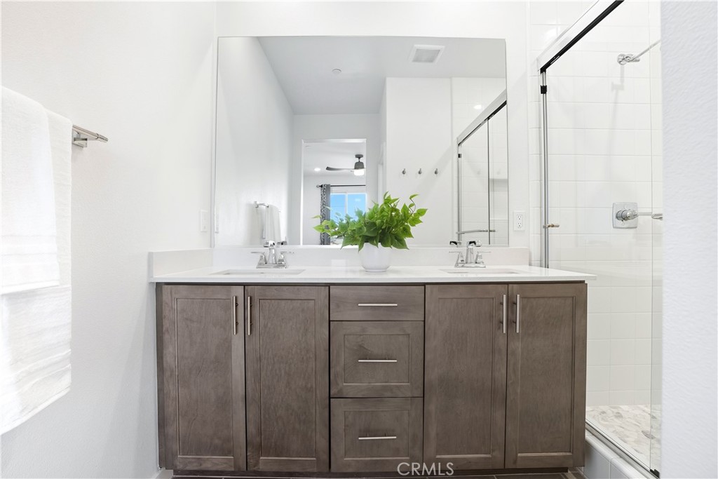 Paisley (PSLY) - Residential