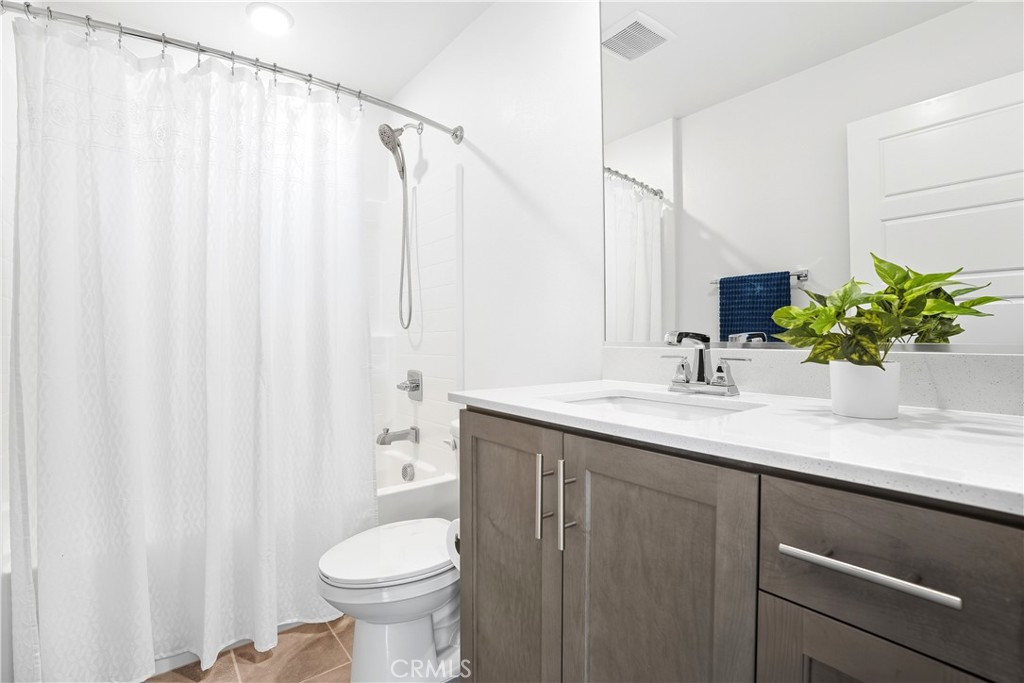 Paisley (PSLY) - Residential