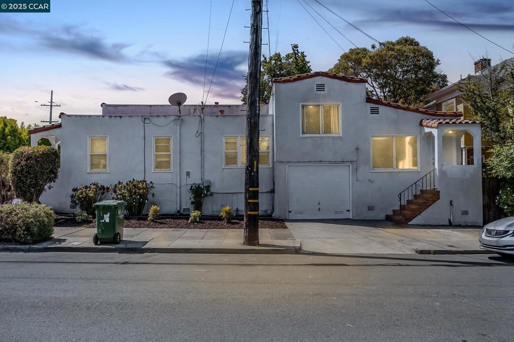 BERKELEY BOWL - Residential Income