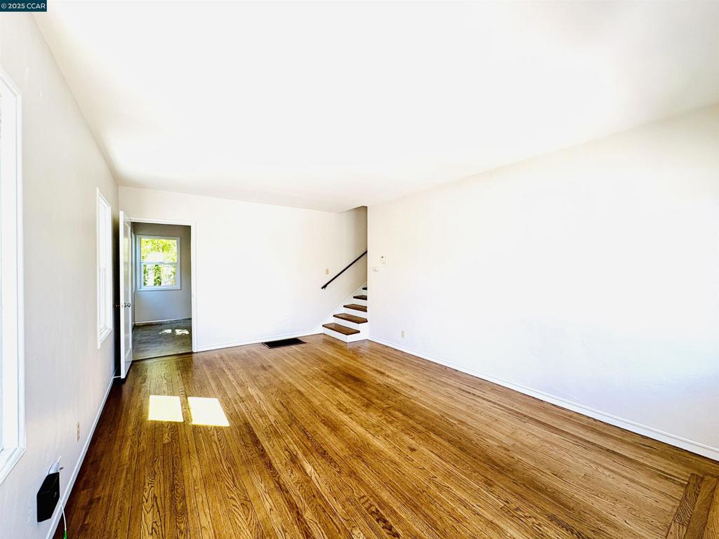BERKELEY BOWL - Residential Income