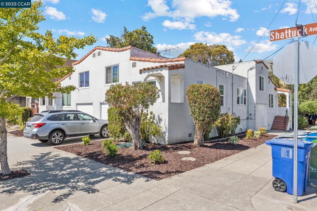 BERKELEY BOWL - Residential Income
