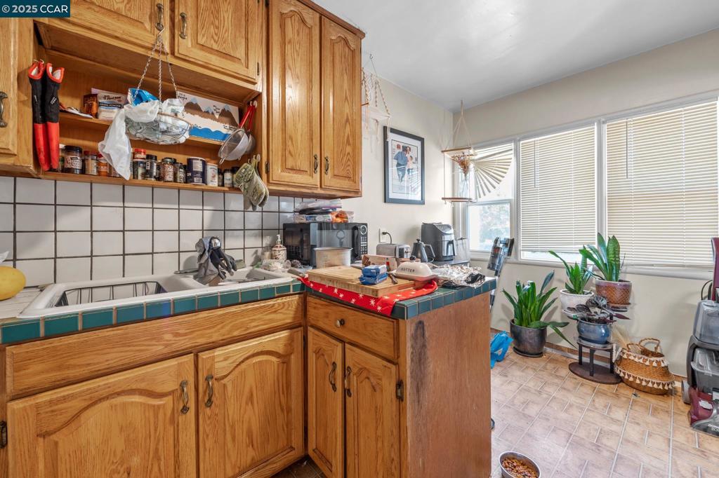 BERKELEY BOWL - Residential Income