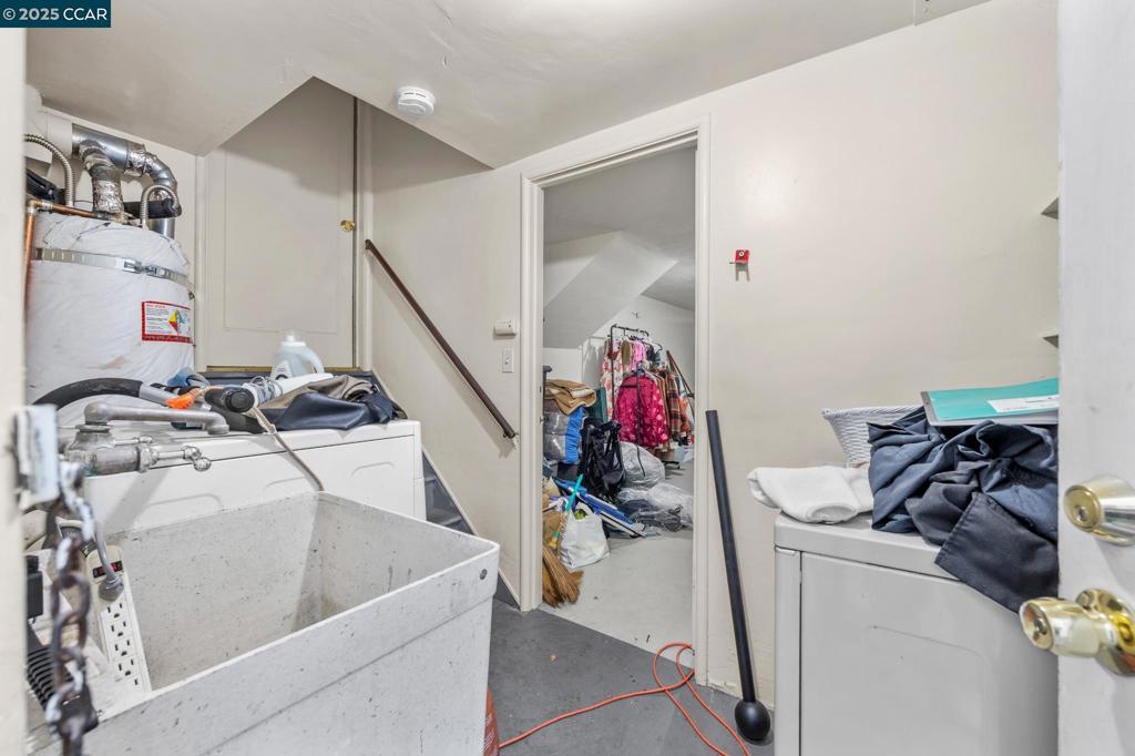 BERKELEY BOWL - Residential Income
