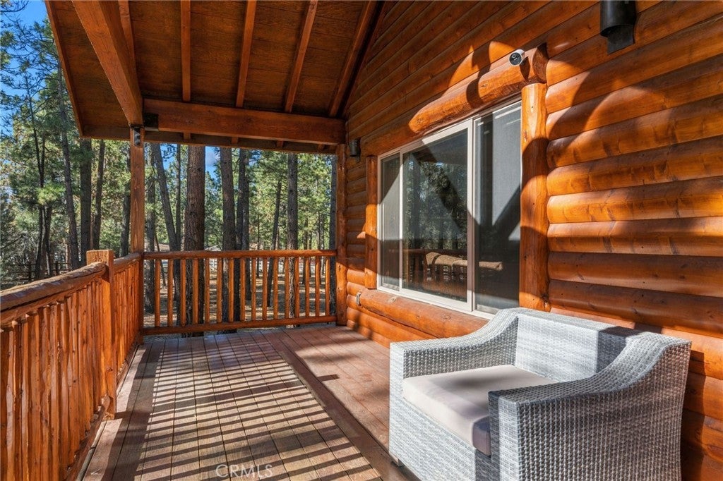 1520 Fallbrook Court