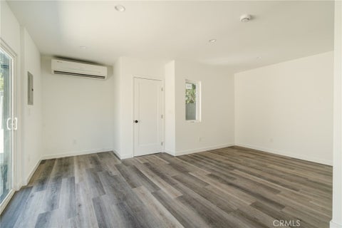 Tiny photo for 3023 Glendon AVE, Los Angeles, CA 90034 (MLS # SR26179445)