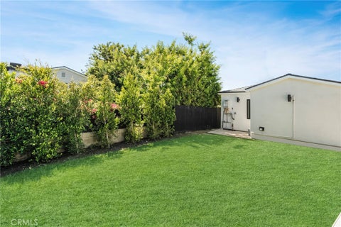 Tiny photo for 3023 Glendon AVE, Los Angeles, CA 90034 (MLS # SR26179445)