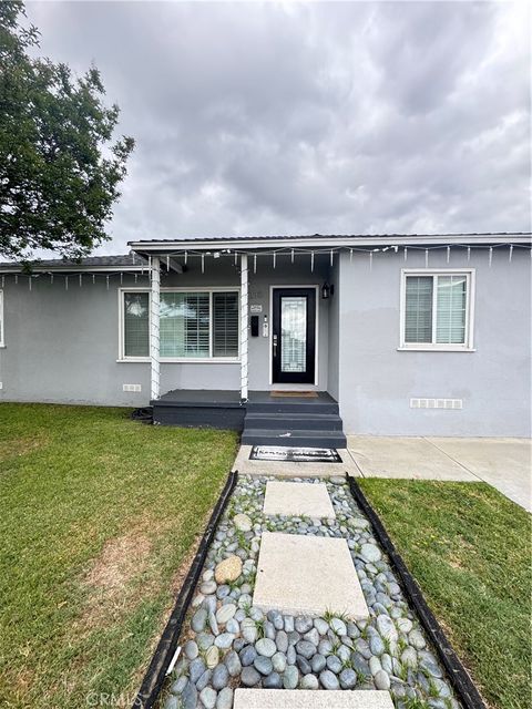 Photo of 230 N Vincent Avenue, West Covina, CA 91790 (MLS # WS25093801)