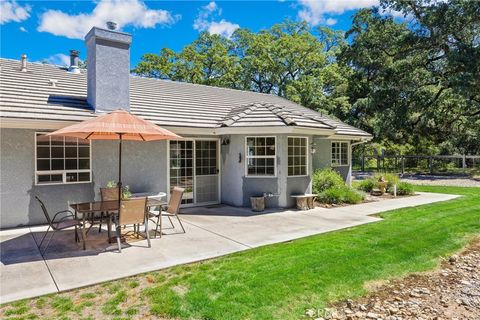 Tiny photo for 12055 Cenegal Road, Atascadero, CA 93422 (MLS # SC26074718)