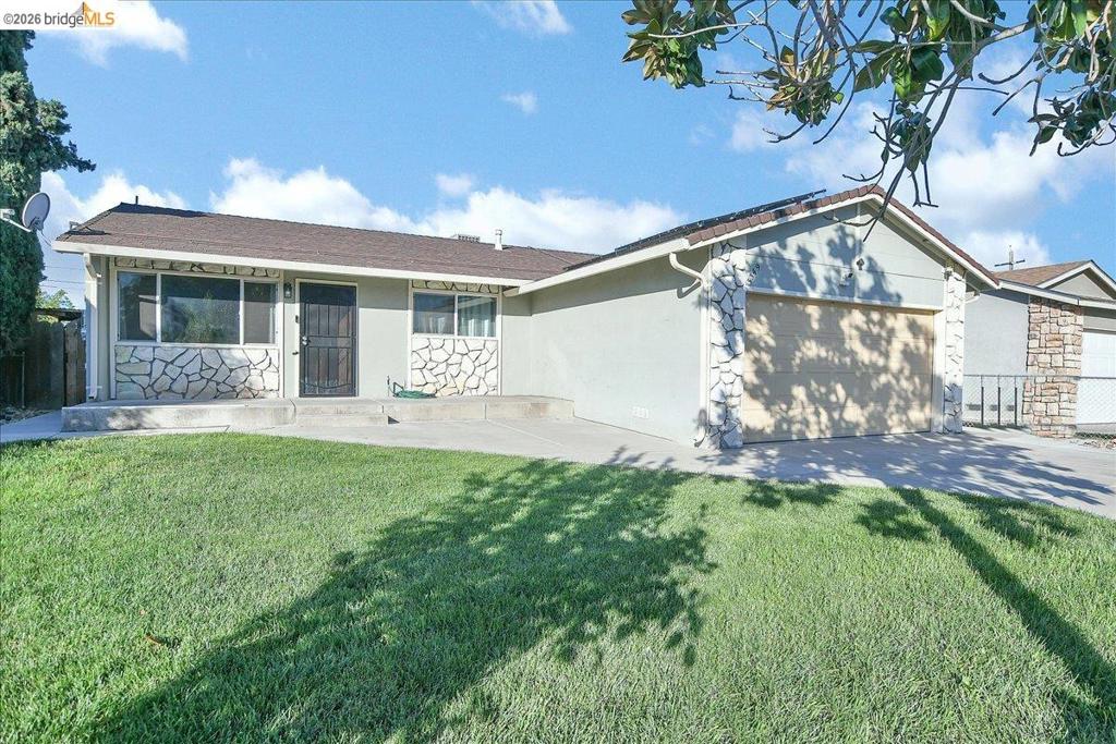 3349 Zamora Way