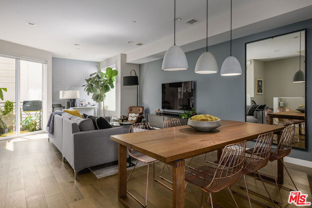 Studio 10 - Residential