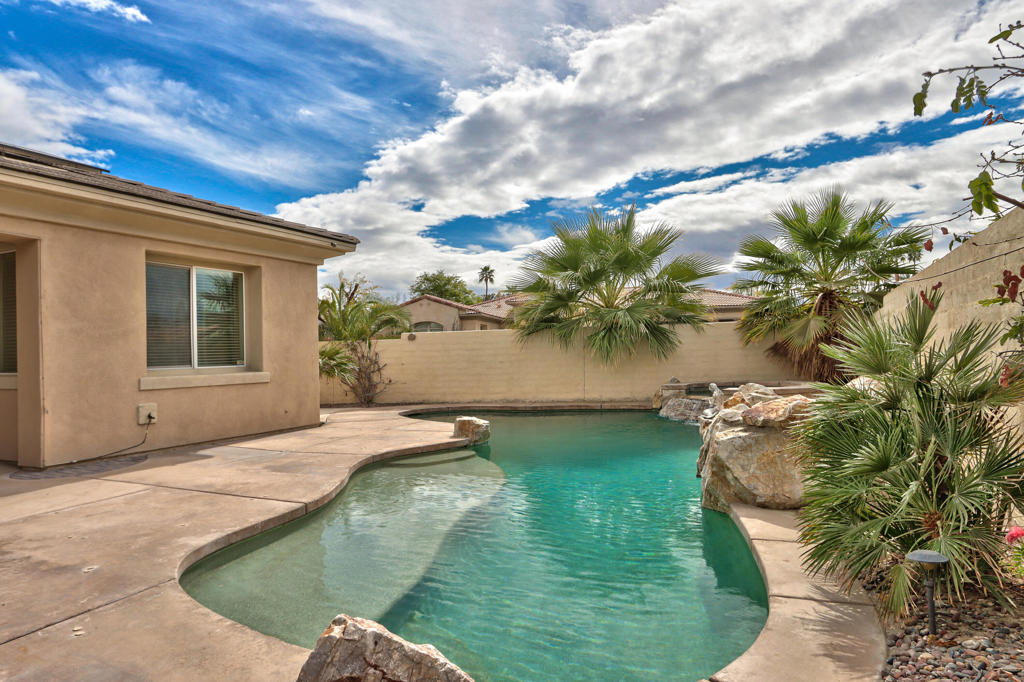 153 Merano Way