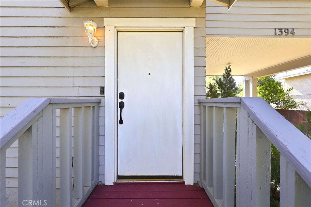 1394 N Raymond 2