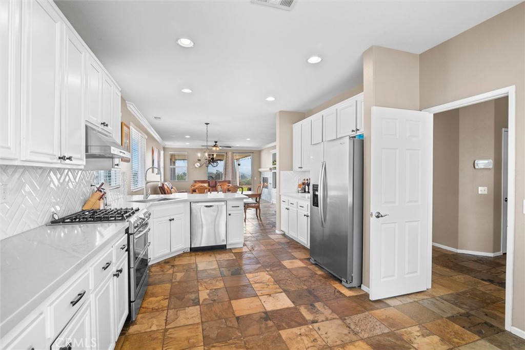 33908 Applecart Court