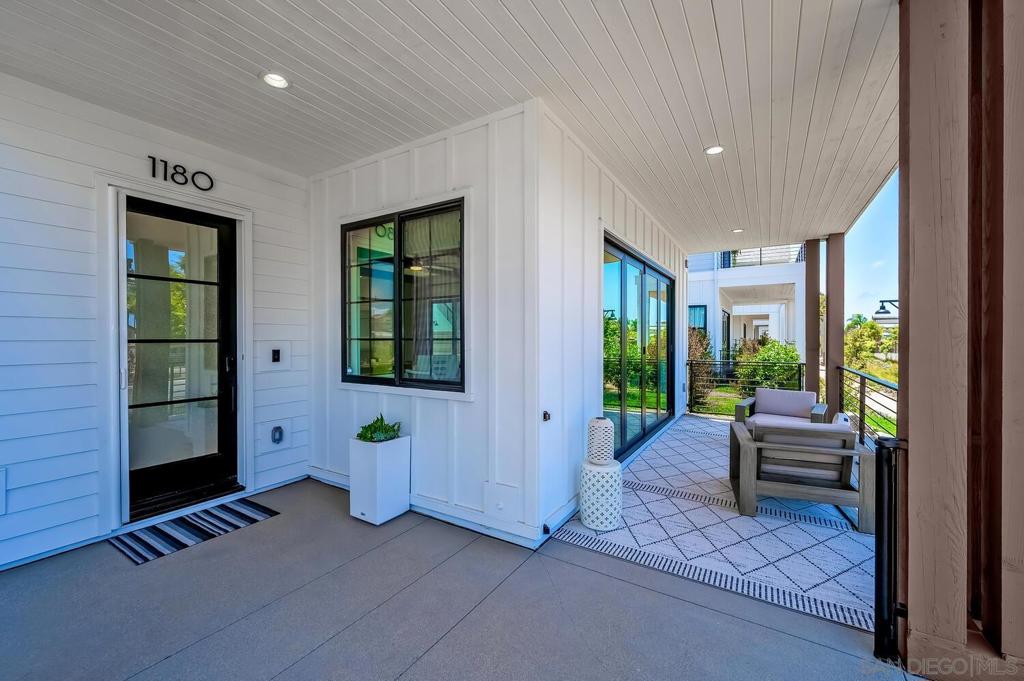 1180 Molara Ln