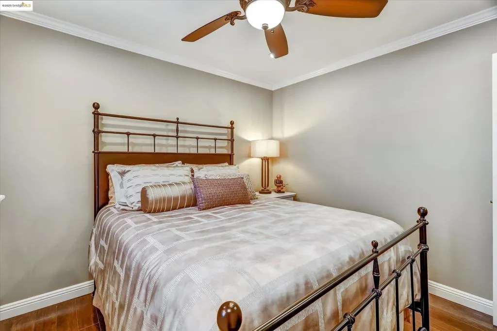 Oakland, California 94605, United States, ,Residential,Active,177711