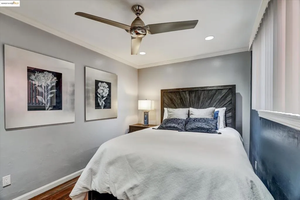 Oakland, California 94605, United States, ,Residential,Active,177711