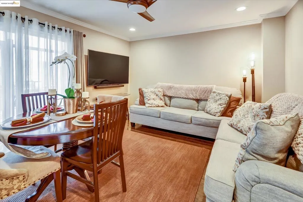 Oakland, California 94605, United States, ,Residential,Active,177711