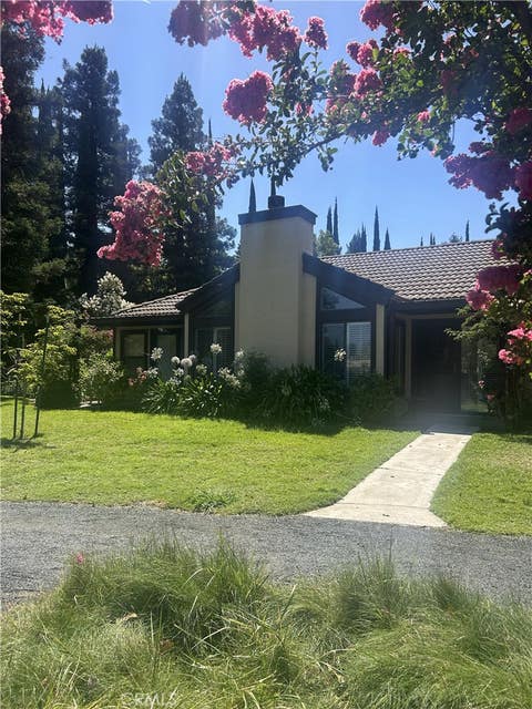 Photo of 7 Lakeside Terrace WAY, Chico, CA 95928 (MLS # SN26157479)