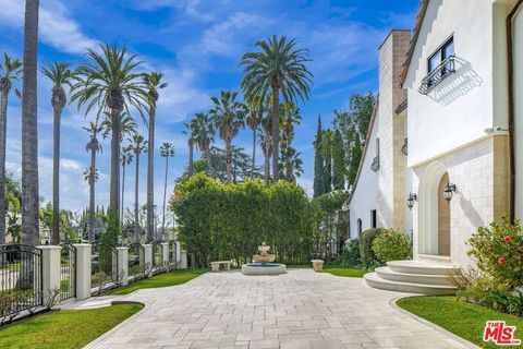 Photo of 607 N Hillcrest Road, Beverly Hills, CA 90210 (MLS # 26838949)