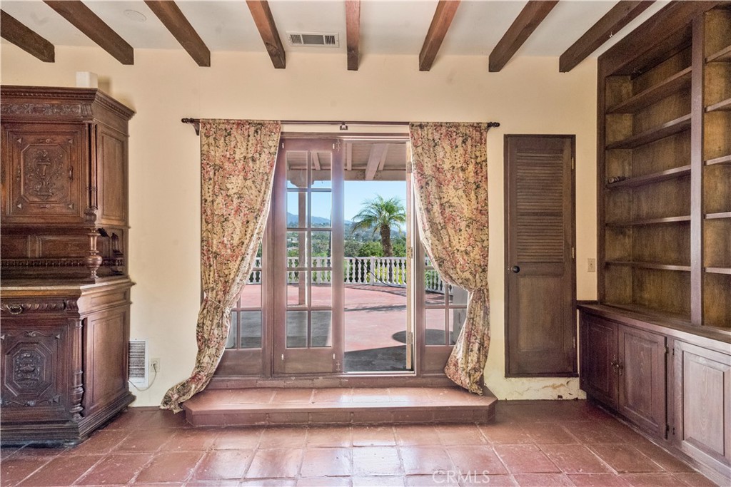 Santa Barbara: Other (80) - Residential