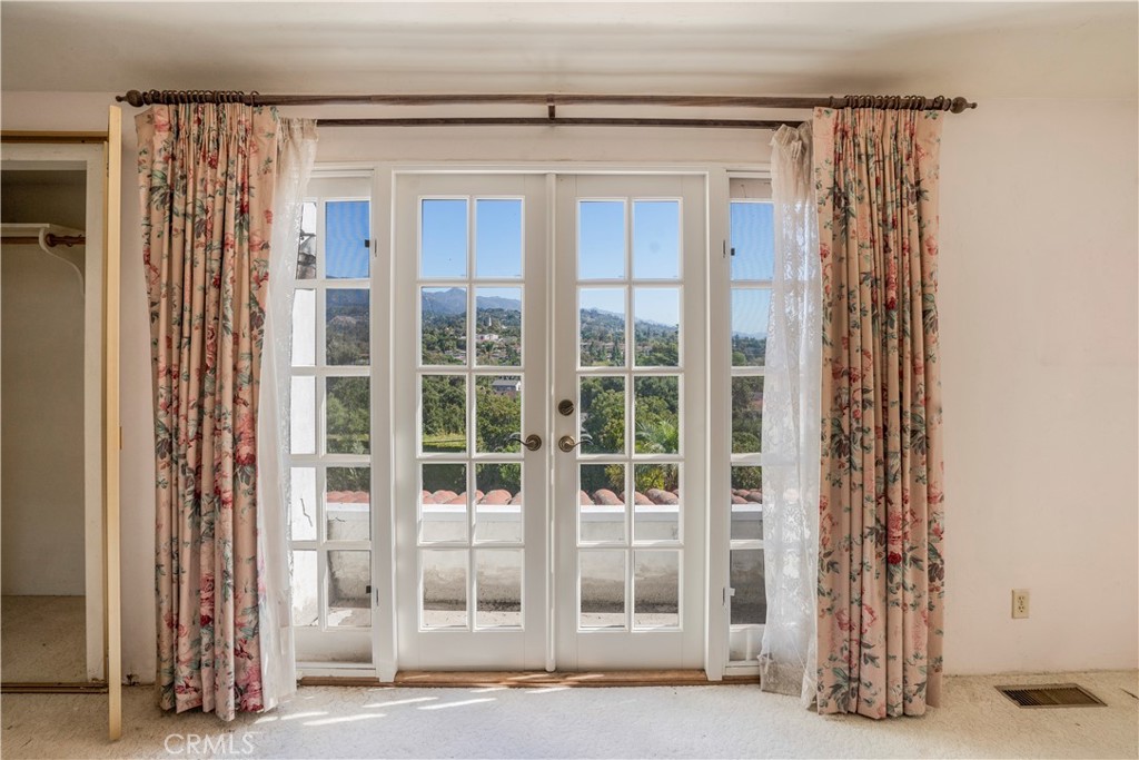Santa Barbara: Other (80) - Residential