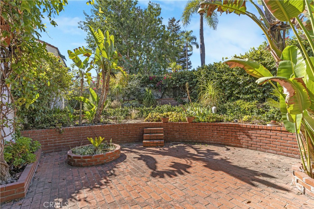 Santa Barbara: Other (80) - Residential