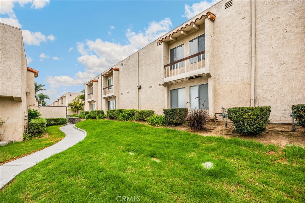 La Veta Monterey (LAVM) - Residential