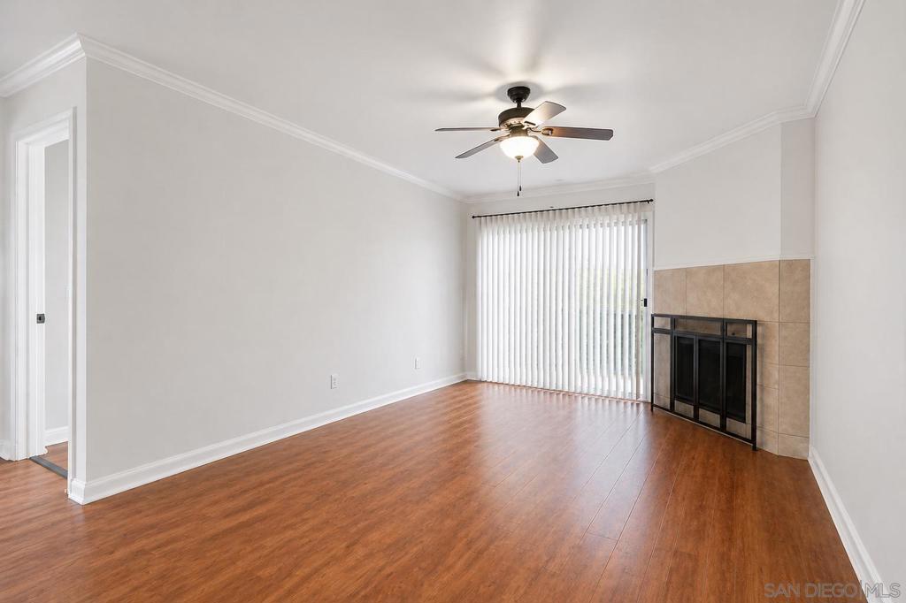 9929 AZUAGA ST F104