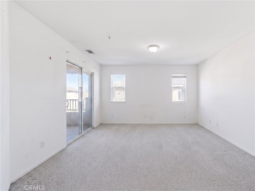 3957 Durfee