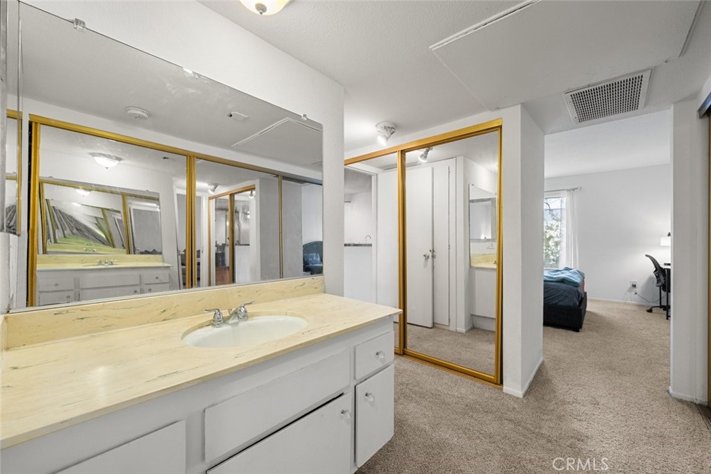 Old Orchard Condos (OORC) - Residential