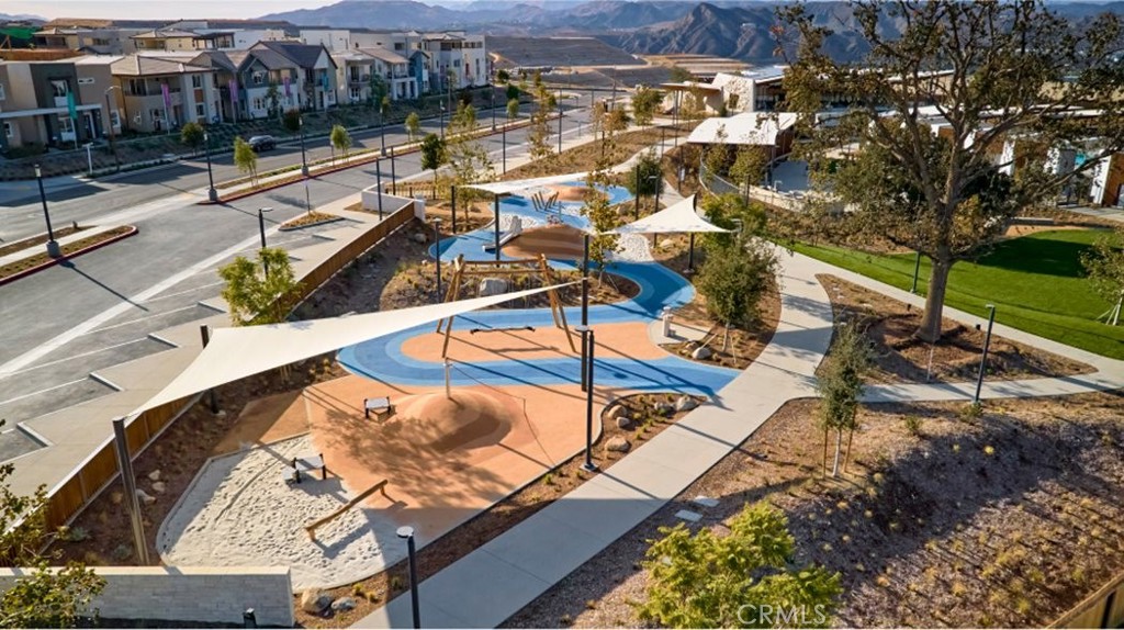 Coral at Valencia - Residential
